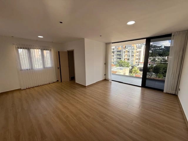 Rento apartamento en Zona 15 EDIFICIO NUEVO CON ROOFTOP — Apartamento en Alquiler en Zona 15, Guatemala, Ciudad — foto 7 de 17