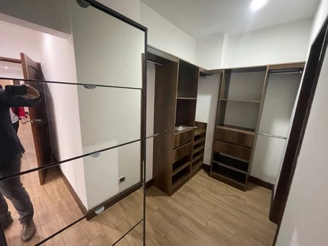 Rento apartamento en Zona 10 OAKLAND EDIFICIO EXCLUSIVO — Apartamento en Alquiler en Zona 10, Guatemala, Ciudad — foto 14 de 17