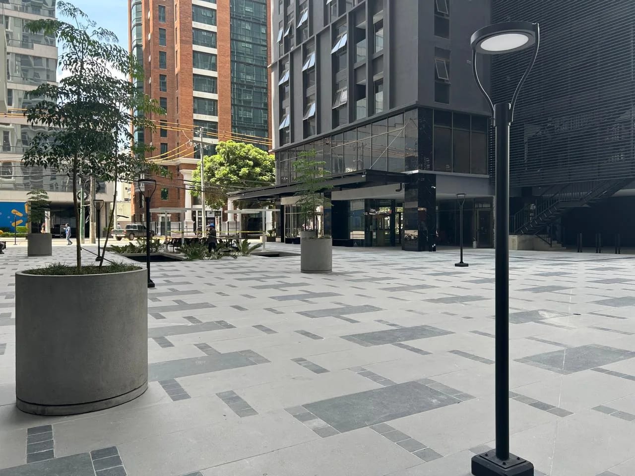 Rento apartamento en Zona 10 EDIFICIO NUEVO, AMENIDADES DE LUJO — Apartamento en Alquiler en Atarah, Zona 10, Guatemala, Ciudad — foto 3 de 17