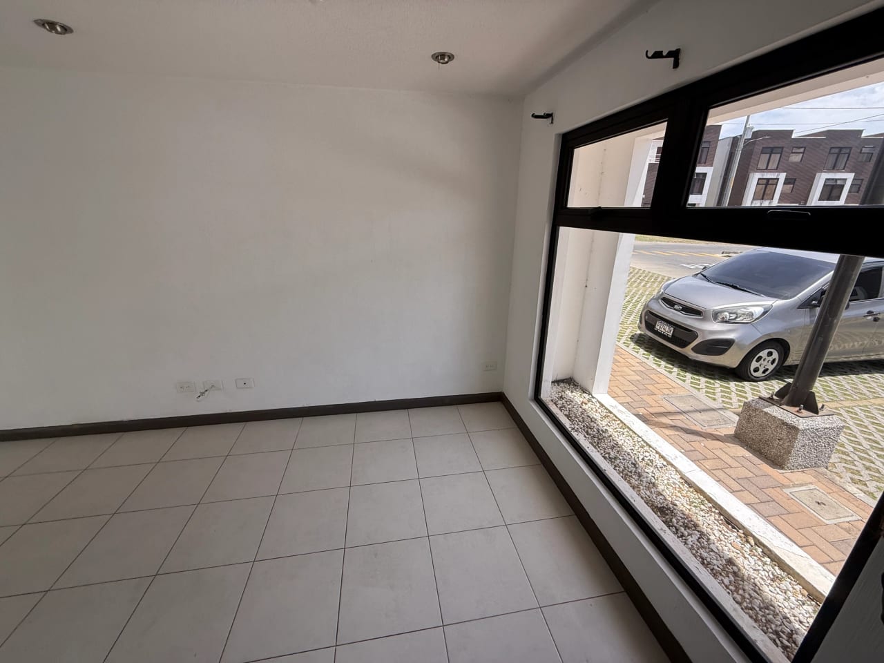 Vendo casa en Carretera a El Salvador ARRAZOLA REMATE BANCARIO! — Casa en Venta en Álika Club Residencial, Carretera a El Salvador, Guatemala, Ciudad — foto 8 de 17