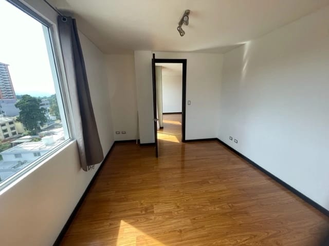 Rento apartamento en Zona 14 EDIFICIO EXCLUSIVO — Apartamento en Alquiler en Torre 14, Zona 14, Guatemala, Ciudad — foto 8 de 17