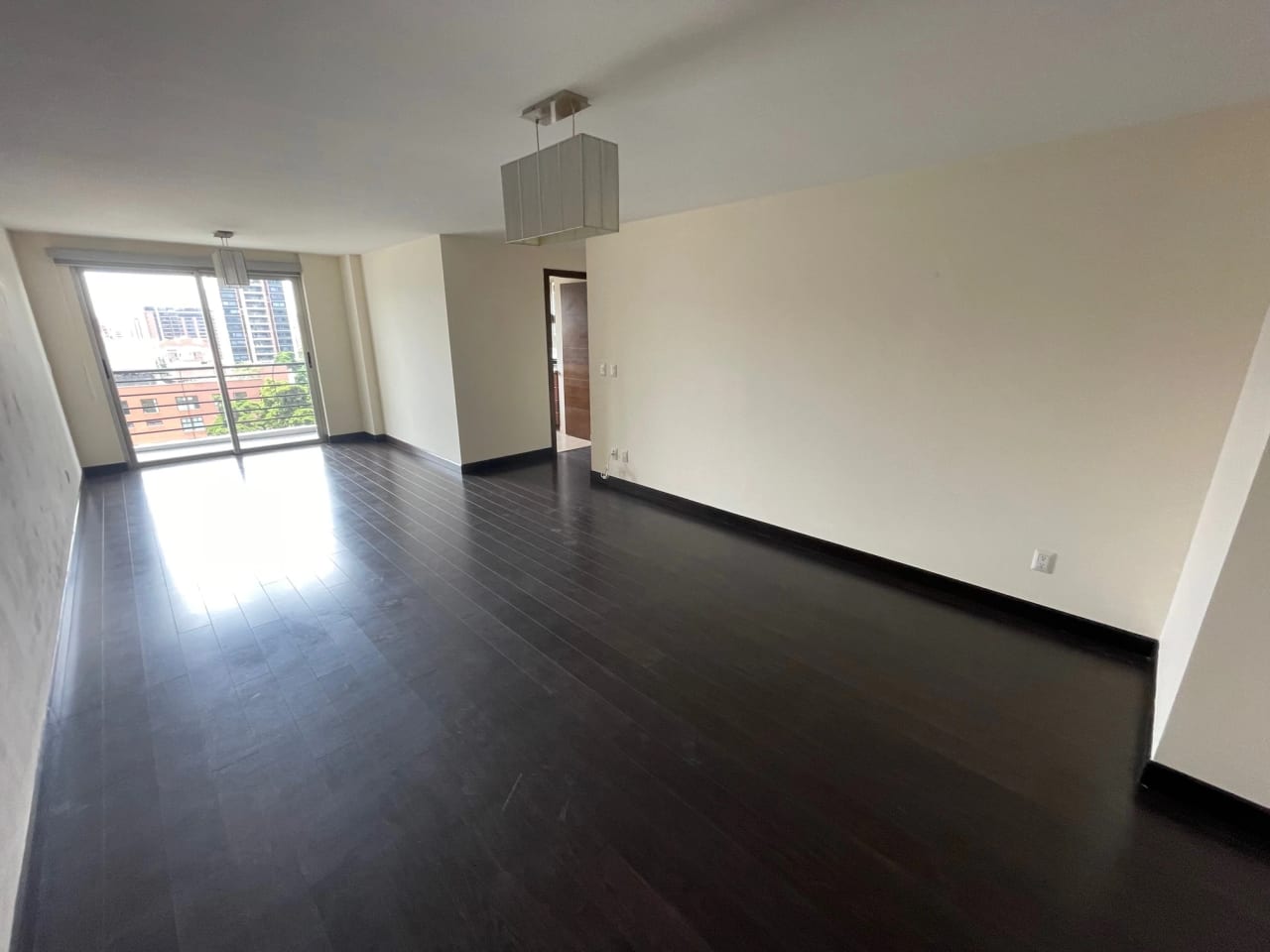 Rento apartamento en Zona 14 EDIFICIO EXCLUSIVO CERCA EUROPLAZA — Apartamento en Alquiler en Catania, Zona 14, Guatemala, Ciudad — foto 17 de 17