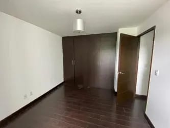 Rento apartamento en Zona 14 EDIFICIO EXCLUSIVO CERCA EUROPLAZA — Apartamento en Alquiler en Catania, Zona 14, Guatemala, Ciudad — foto 12 de 17