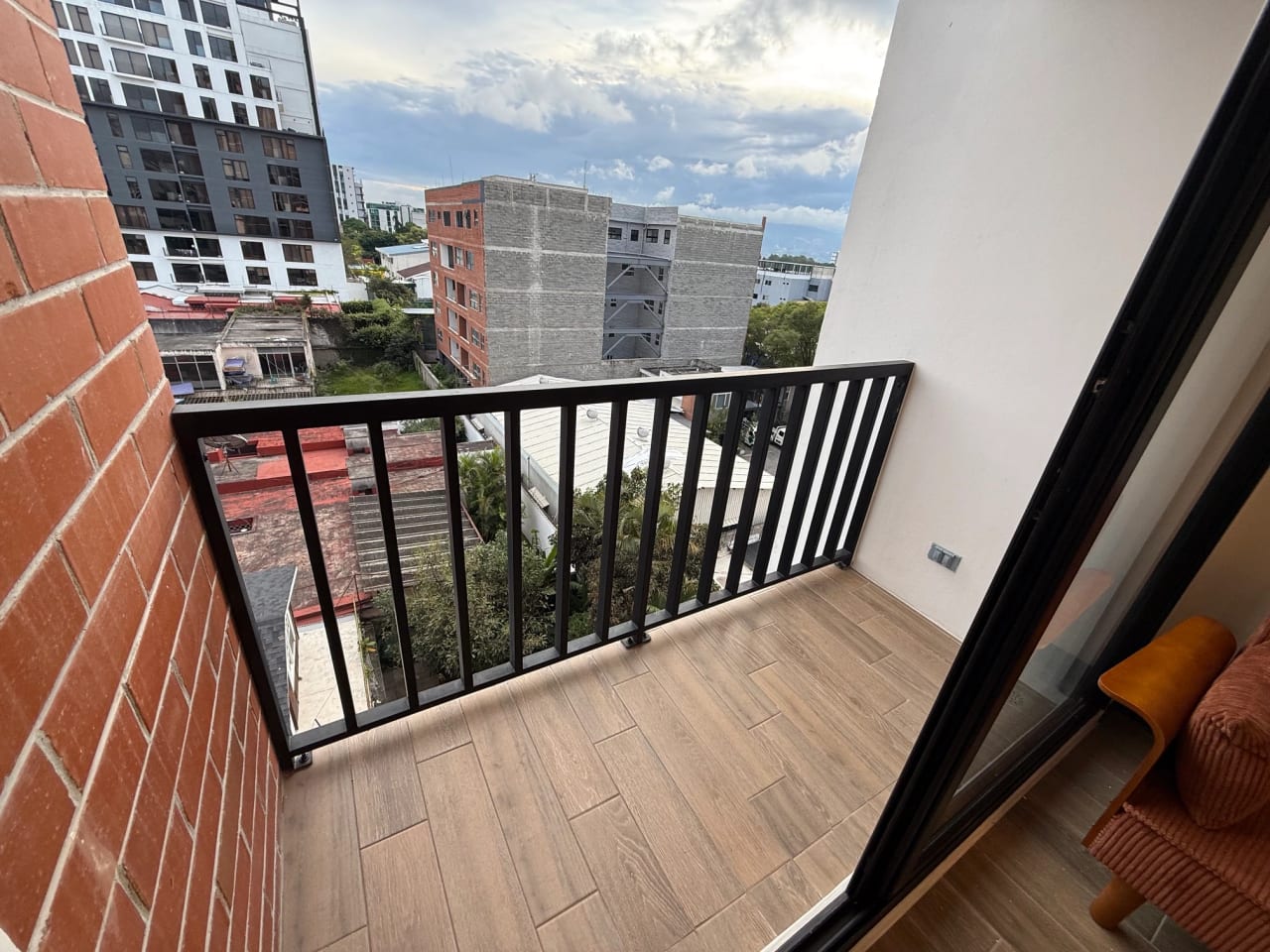 Rento Apartamento AMUEBALDO en Avenida Las Americas 1 DORM. NUEVO!! — Apartamento en Alquiler en Inara Americas, Zona 13, Guatemala, Ciudad — foto 4 de 17