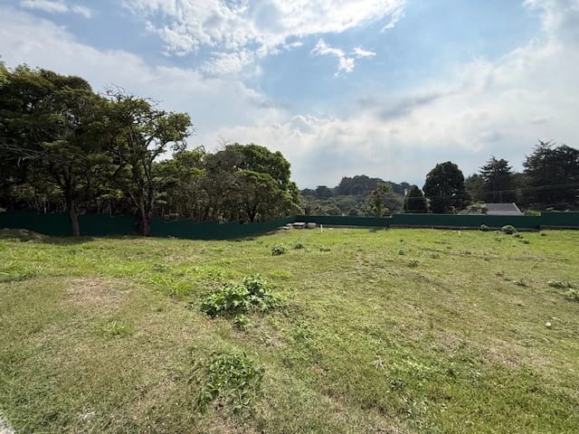 Vendo terreno en Santa Catarina Pinula 20 calle final Zona 10 — Terreno en Venta en Santa Catarina Pinula, Guatemala, Ciudad — foto 3 de 17