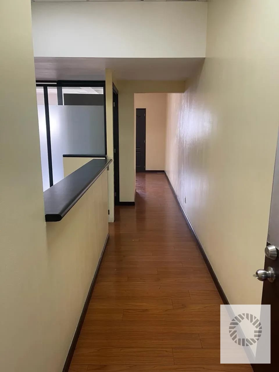Rento Oficina Edificio Torino, zona 10 — Oficina en Alquiler en Zona 10, Guatemala, Ciudad — foto 4 de 6