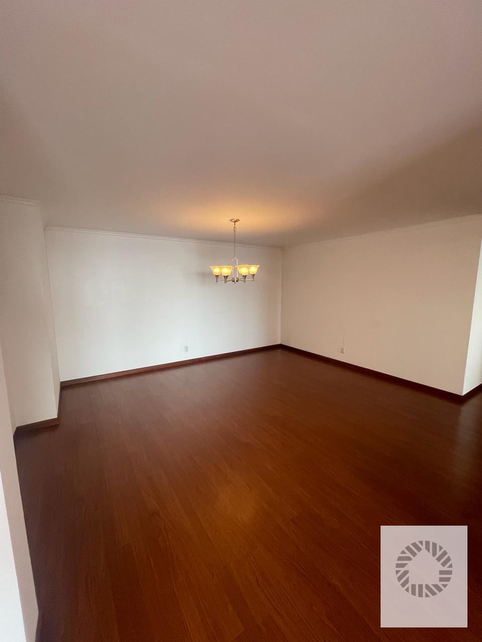 Rento Amplio Apartamento Edificio Boticelli, Zona 15 — Edificio en Alquiler en Botticelli, Zona 15, Guatemala, Ciudad — foto 4 de 15