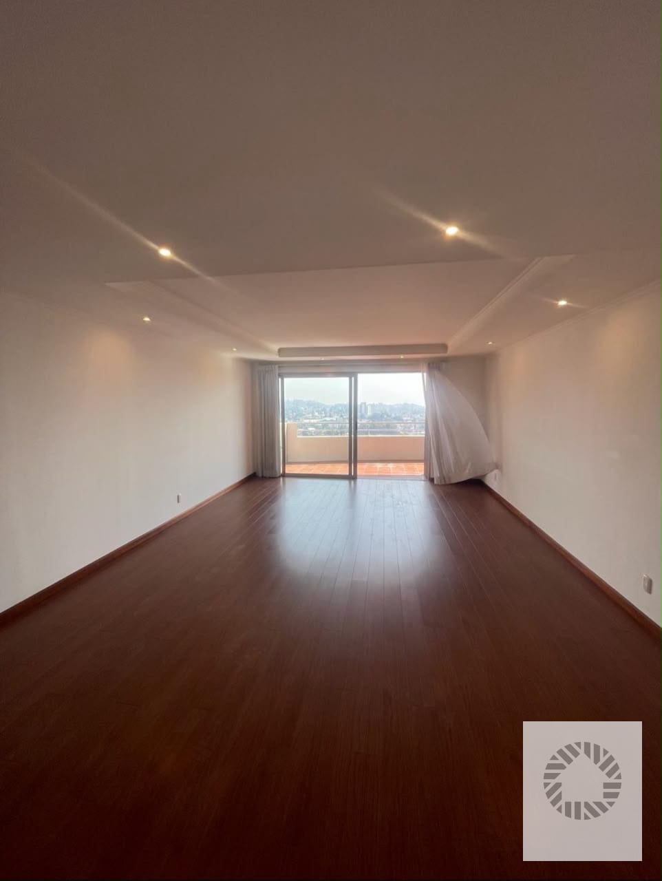 Rento Amplio Apartamento Edificio Boticelli, Zona 15 — Edificio en Alquiler en Botticelli, Zona 15, Guatemala, Ciudad — foto 6 de 15