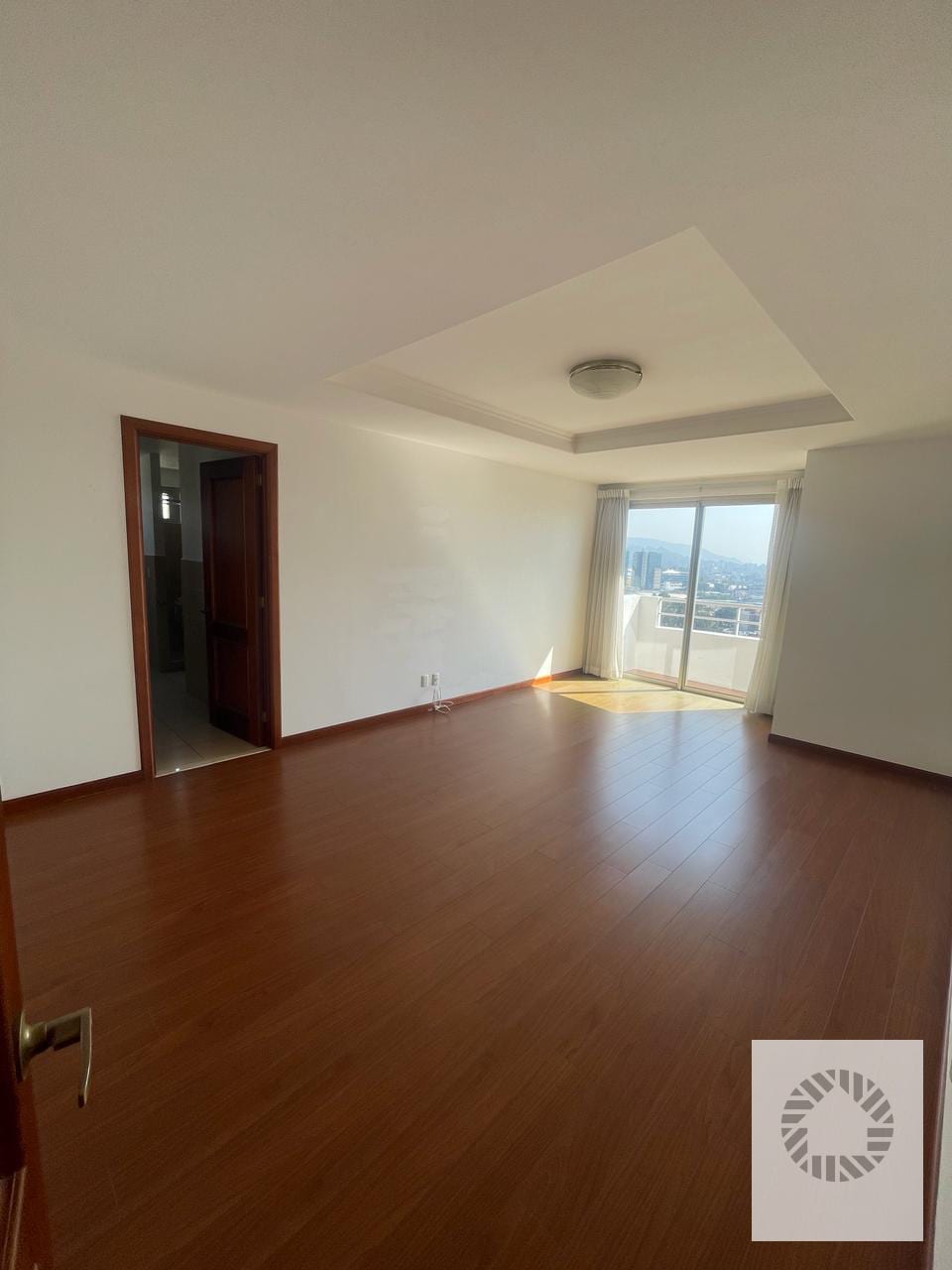 Rento Amplio Apartamento Edificio Boticelli, Zona 15 — Edificio en Alquiler en Botticelli, Zona 15, Guatemala, Ciudad — foto 7 de 15