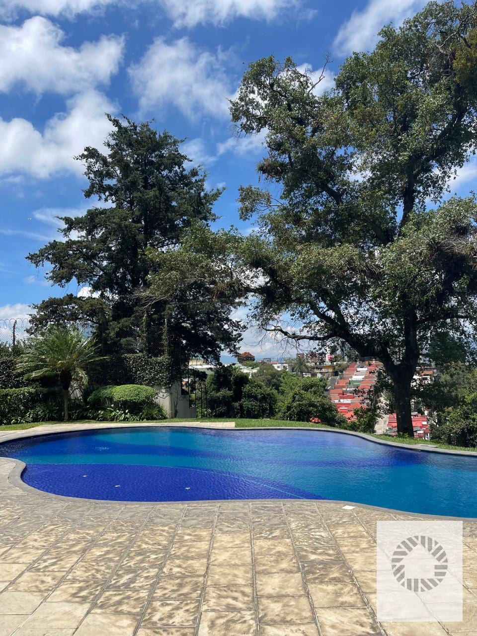 Rento Amplio Apartamento Edificio Boticelli, Zona 15 — Edificio en Alquiler en Botticelli, Zona 15, Guatemala, Ciudad — foto 10 de 15