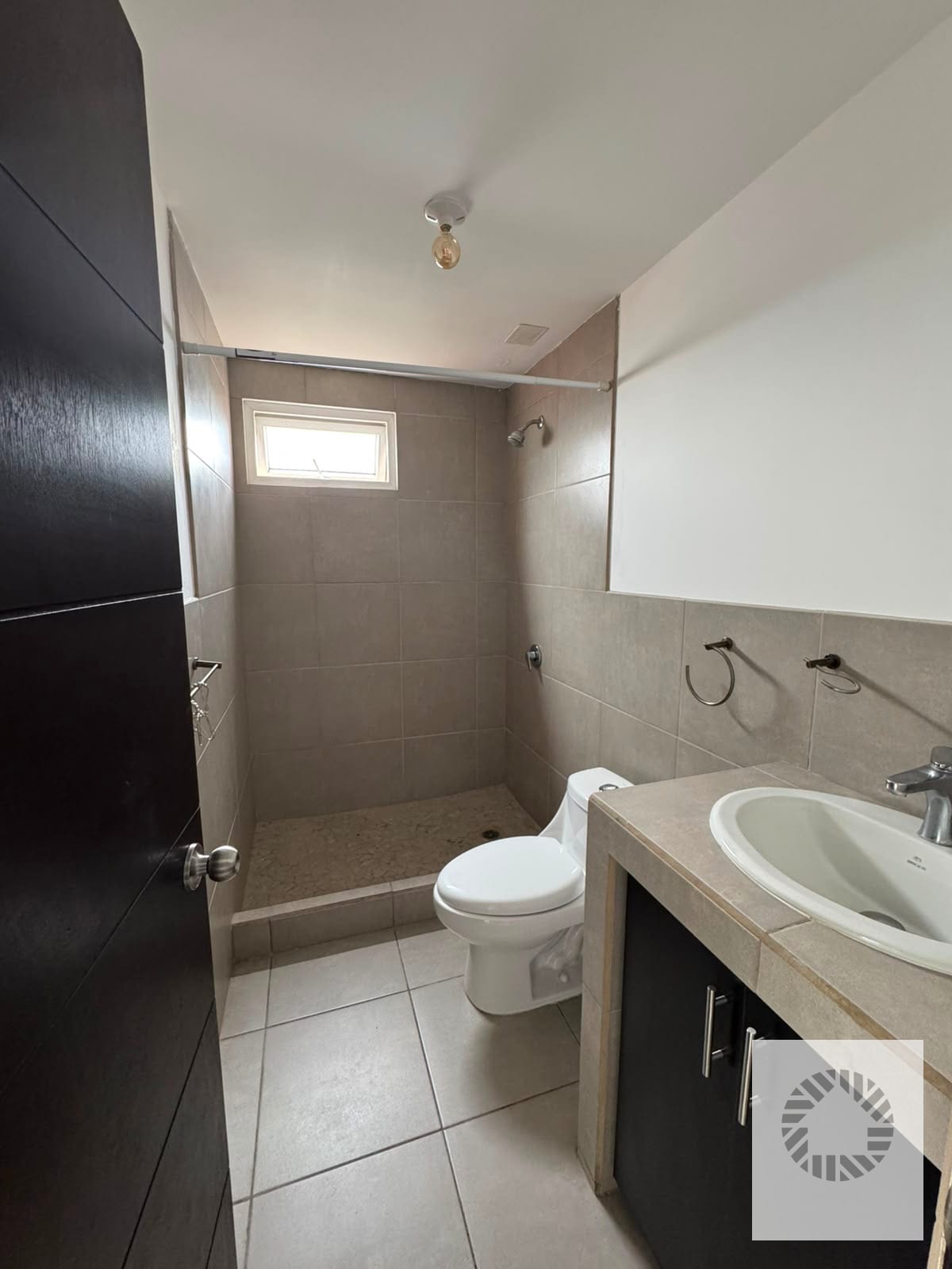 š Apartamento en renta en Edificio CaƱada 16, zona 16 ā Apartamento en Alquiler en Hexa CaƱada 16, Zona 16, Guatemala, Ciudad ā foto 9 de 12