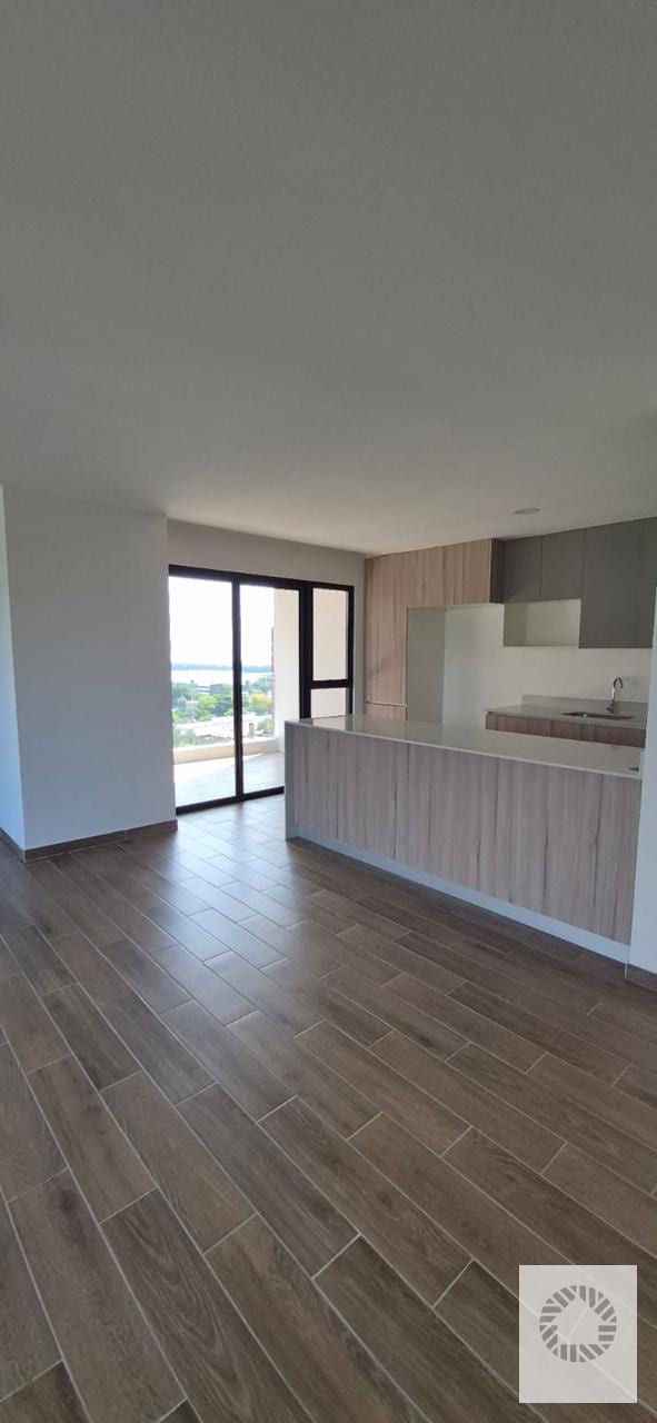 Rento Apartamento , en nivel alto y con linda vista, Parque 14 — Apartamento en Alquiler en Parque 14, Zona 14, Guatemala, Ciudad — foto 2 de 8