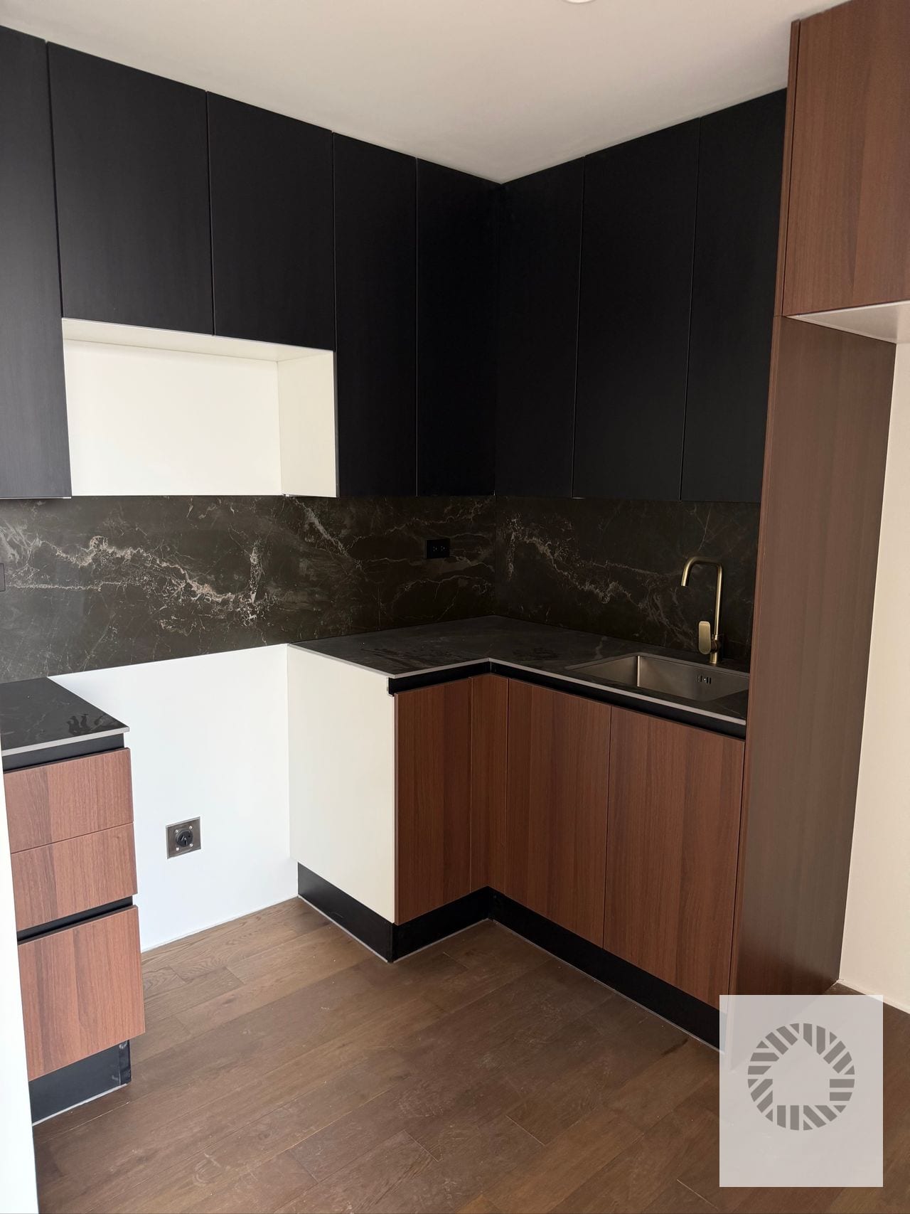 Lindo Apartamento — Apartamento en Venta en Atarah, Zona 10, Guatemala, Ciudad — foto 2 de 10
