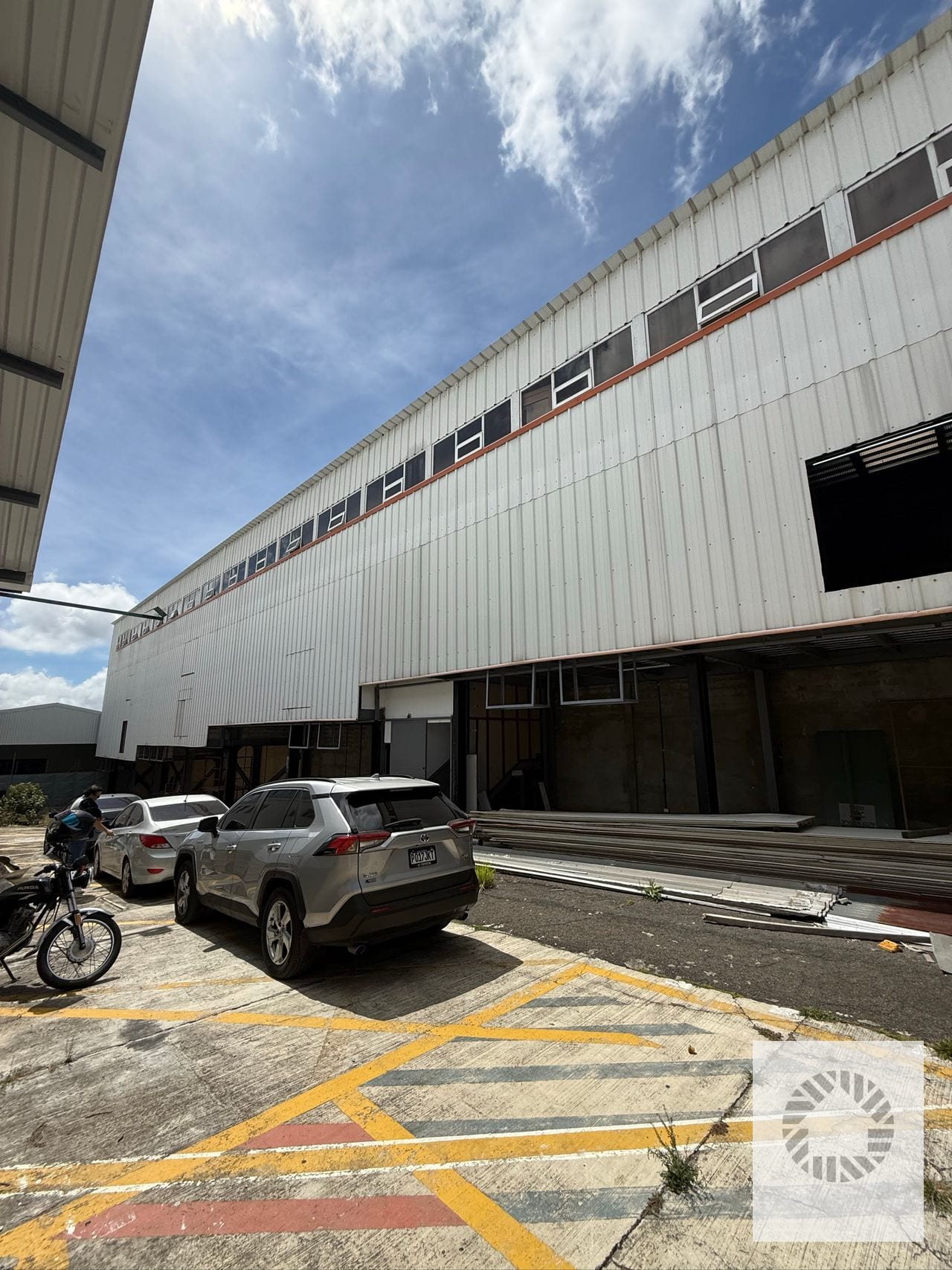 🏭 Bodega en Renta – Roosevelt — Bodega / Ofibodega en Alquiler en Zona 2 Mixco, Guatemala, Ciudad — foto 15 de 17