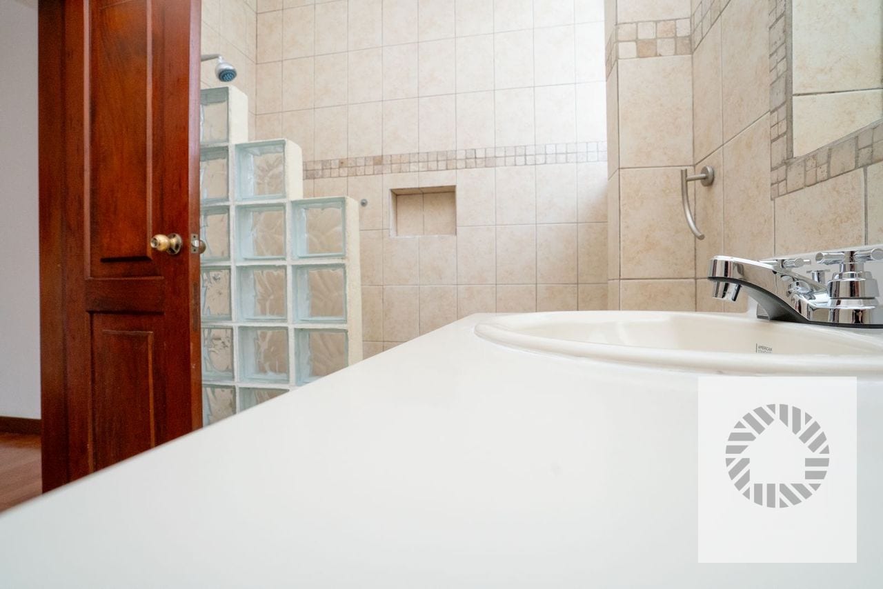 EN VENTA – Casa en San Miguel, Carretera a El Salvador Km 16 — Casa en Venta en Carretera a El Salvador, Guatemala, Ciudad — foto 8 de 16