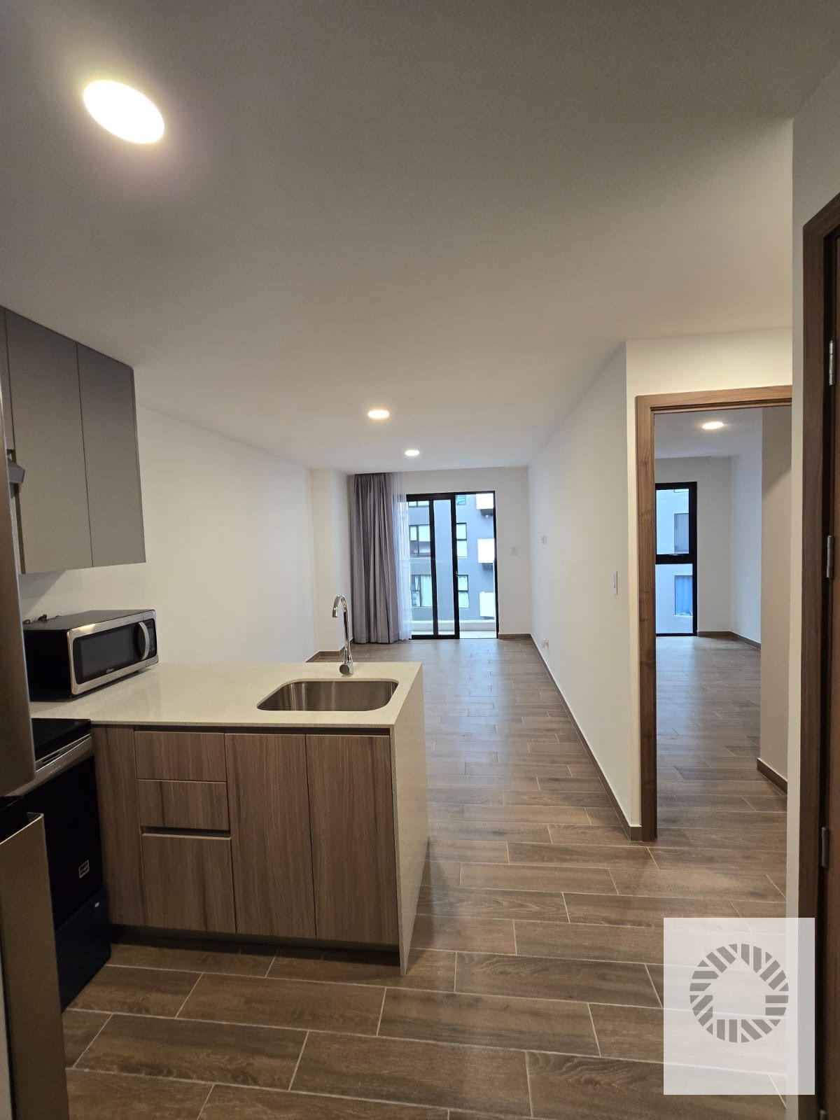 Bonito Apartamento — Apartamento en Alquiler en Parque 14, Zona 14, Guatemala, Ciudad — foto 2 de 7