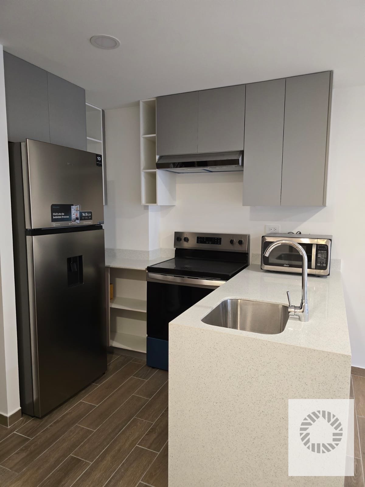 Bonito Apartamento — Apartamento en Alquiler en Parque 14, Zona 14, Guatemala, Ciudad — foto 6 de 7