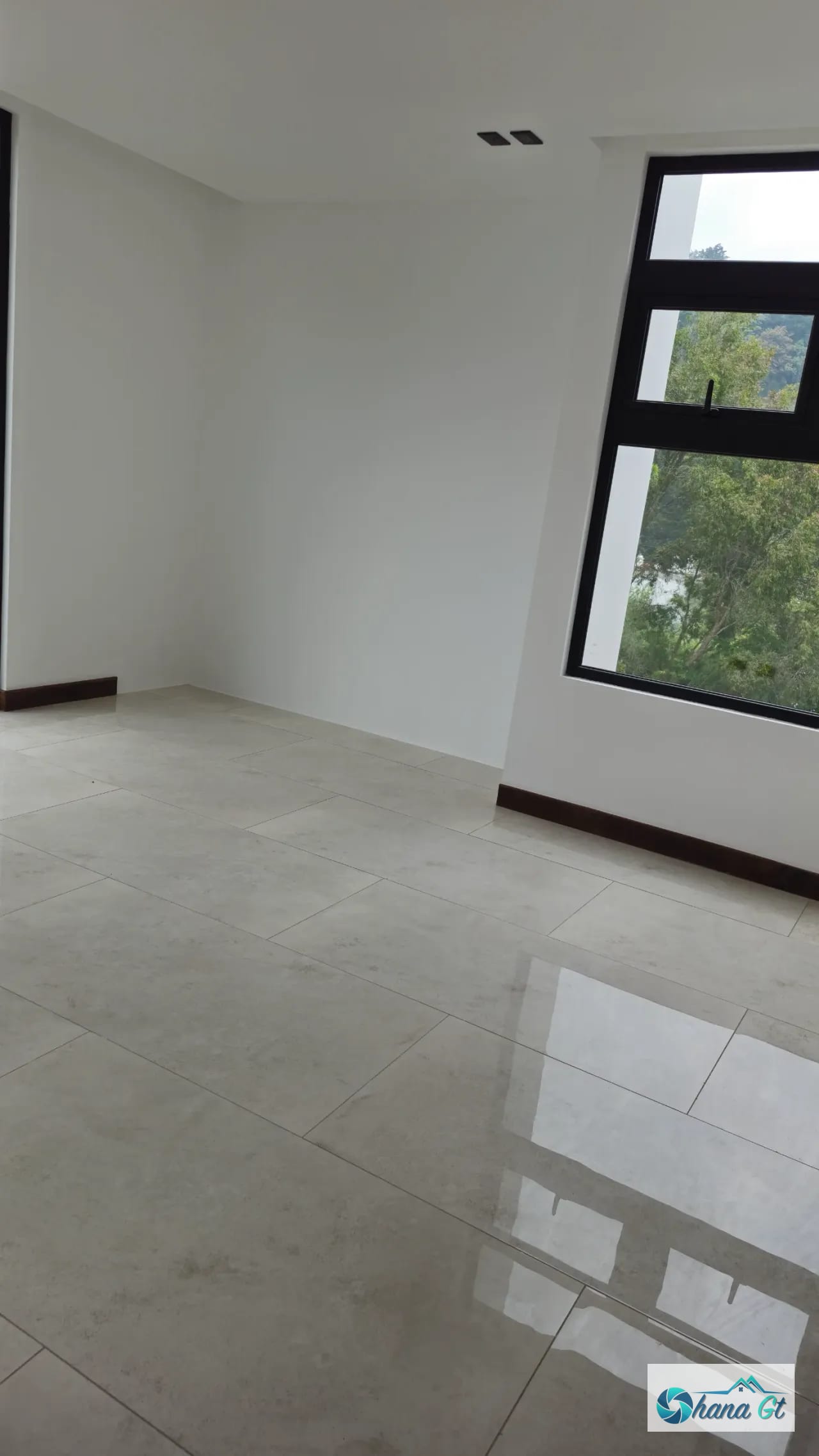 CASA EN VENTA MODERNA NUEVA KM 18.5 CAES LA TOSCANA DE ARRAZOLA — Casa en Venta en Carretera a El Salvador, Guatemala, Ciudad — foto 12 de 14