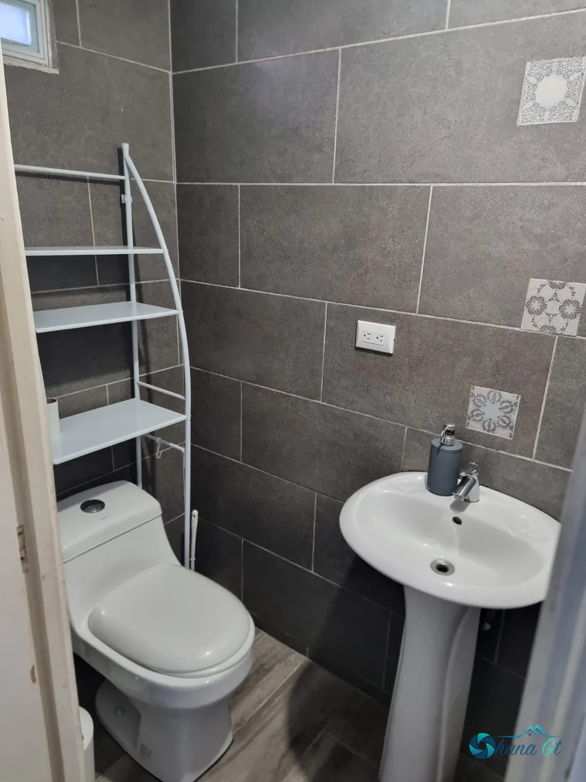 CASA EN VENTA, INGRESO POR KM 16.5 CAES — Casa en Venta en Carretera a El Salvador, Guatemala, Ciudad — foto 14 de 16
