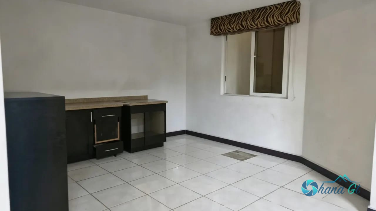 Casa en Venta KM 12.5 Santa Rosalia — Casa en Venta en Santa Rosalia La Laguna, Carretera a El Salvador, Guatemala, Ciudad — foto 4 de 15