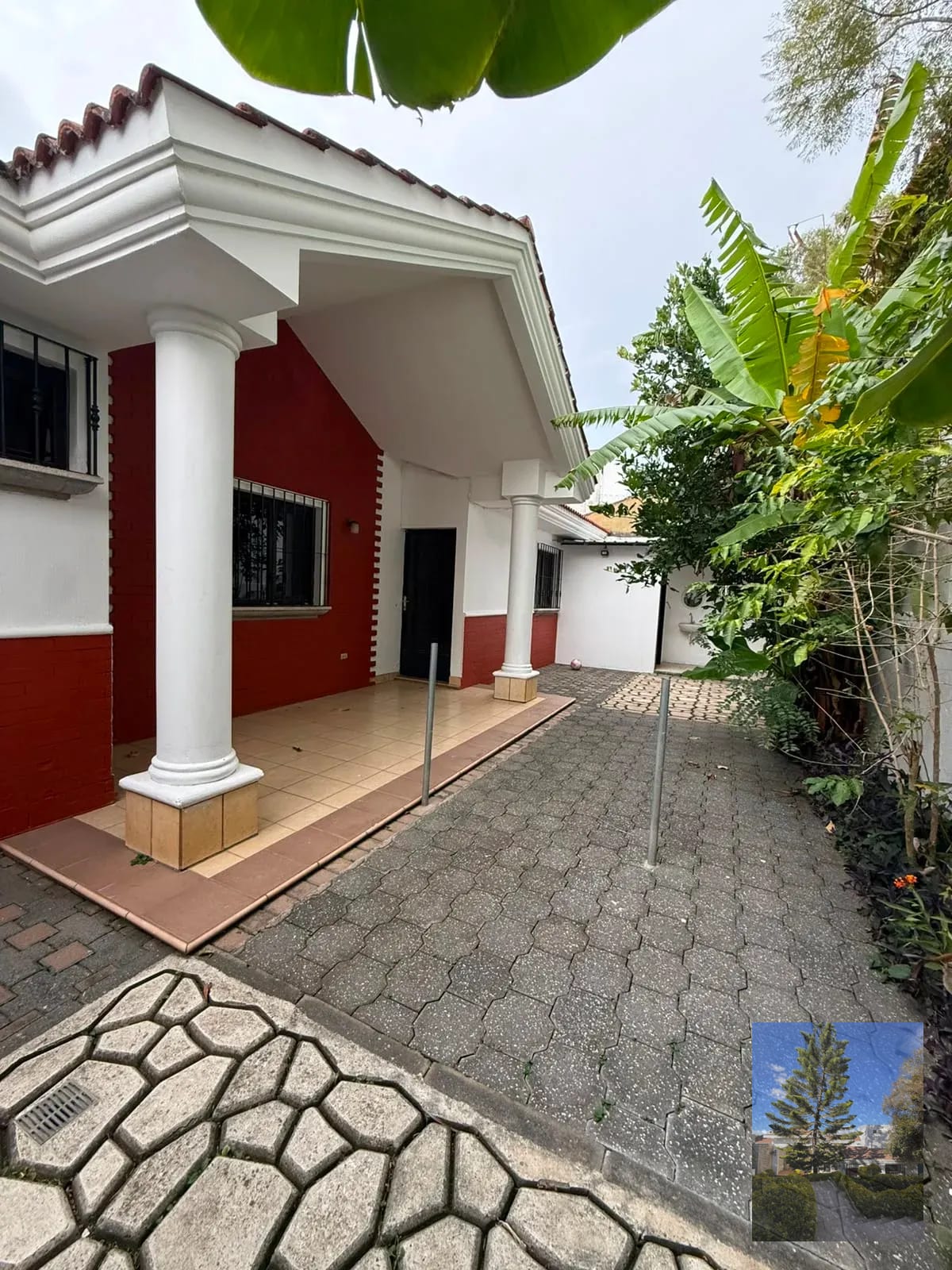 Casa en Venta Jardines de San Isidro Zona 16 — Casa en Venta en Zona 16, Guatemala, Ciudad — foto 1 de 2