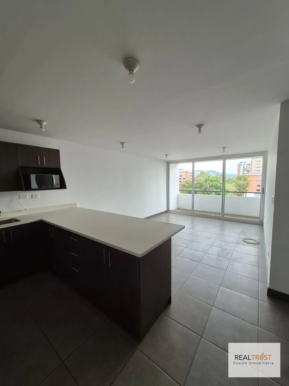 APARTAMENTO EN RENTA VISTA HERMOSA 2, ZONA 15 — Apartamento en Alquiler en Zona 15, Guatemala, Ciudad — foto 1 de 9