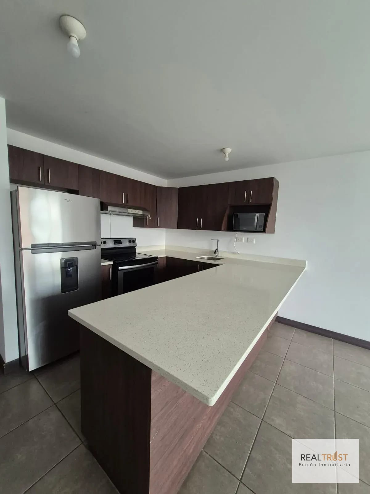 APARTAMENTO EN RENTA VISTA HERMOSA 2, ZONA 15 — Apartamento en Alquiler en Zona 15, Guatemala, Ciudad — foto 6 de 9