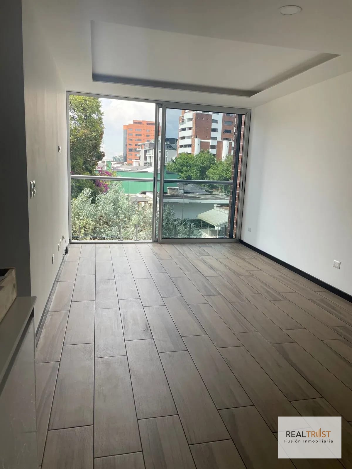 VENDO APARTAMENTO EN EDIFICIO CASSIA ZONA 15 VH1 — Apartamento en Venta en Zona 15, Guatemala, Ciudad — foto 8 de 17