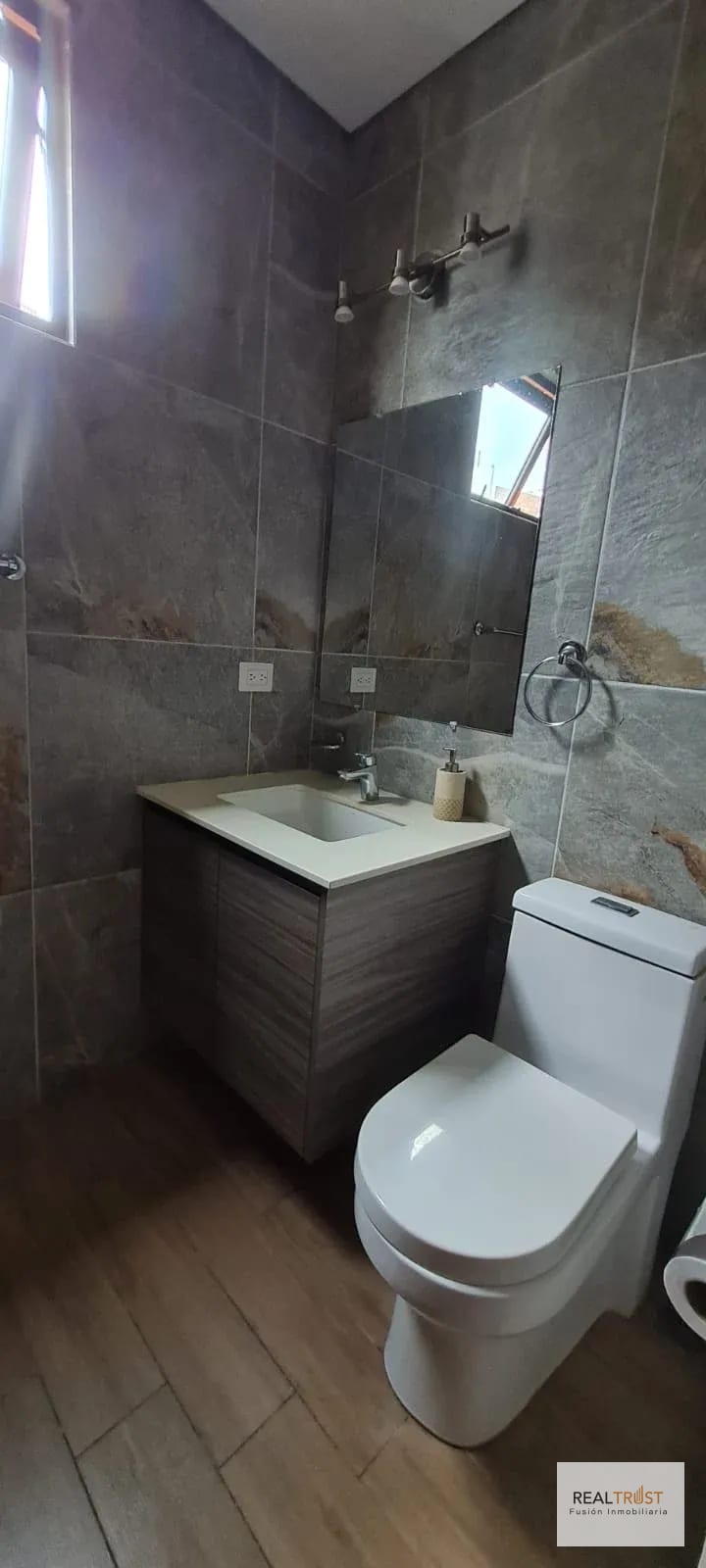 VENDO APARTAMENTO ZONA 15, VISTA HERMOSA 1 — Apartamento en Venta en Zona 15, Guatemala, Ciudad — foto 4 de 8