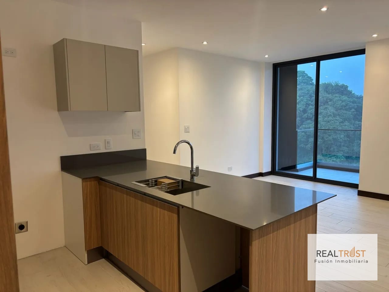APTO EN RENTA Z 15 SPAZIO RESIDENCIAS — Apartamento en Alquiler en Spazio, Zona 15, Guatemala, Ciudad — foto 9 de 17