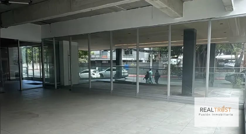Local y terraza en renta edificio Vasanta — Local en Alquiler en Zona 10, Guatemala, Ciudad — foto 5 de 6
