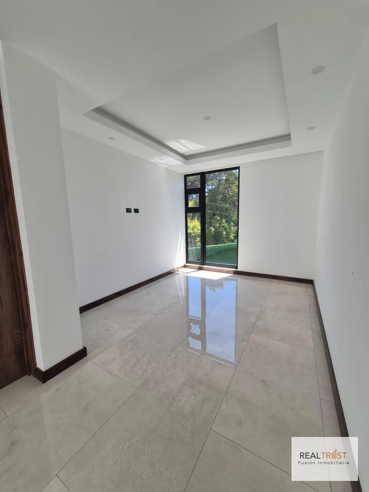 Casa para Estrenar en Condominio Arrazola 1, km 17.5 Carretera al Salvador — Casa en Venta en Carretera a El Salvador, Guatemala, Ciudad — foto 10 de 17