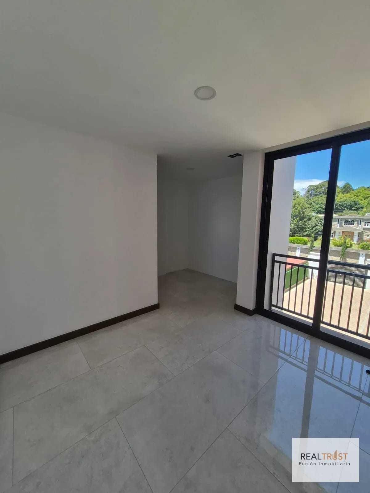 Casa para Estrenar en Condominio Arrazola 1, km 17.5 Carretera al Salvador — Casa en Venta en Carretera a El Salvador, Guatemala, Ciudad — foto 13 de 17