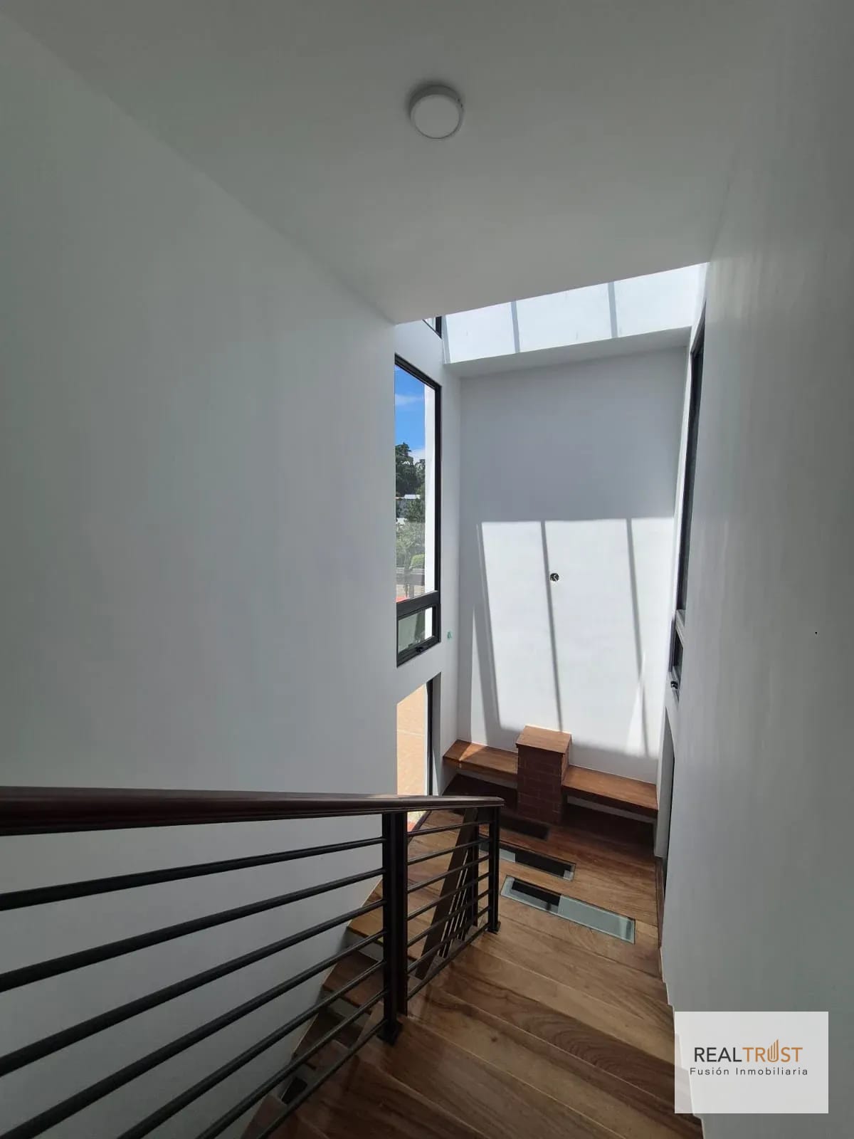 Casa para Estrenar en Condominio Arrazola 1, km 17.5 Carretera al Salvador — Casa en Venta en Carretera a El Salvador, Guatemala, Ciudad — foto 15 de 17