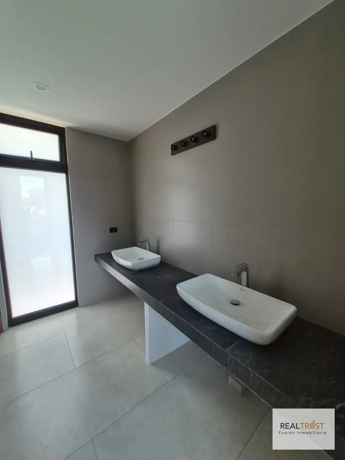 Casa para Estrenar en Condominio Arrazola 1, km 17.5 Carretera al Salvador — Casa en Venta en Carretera a El Salvador, Guatemala, Ciudad — foto 16 de 17