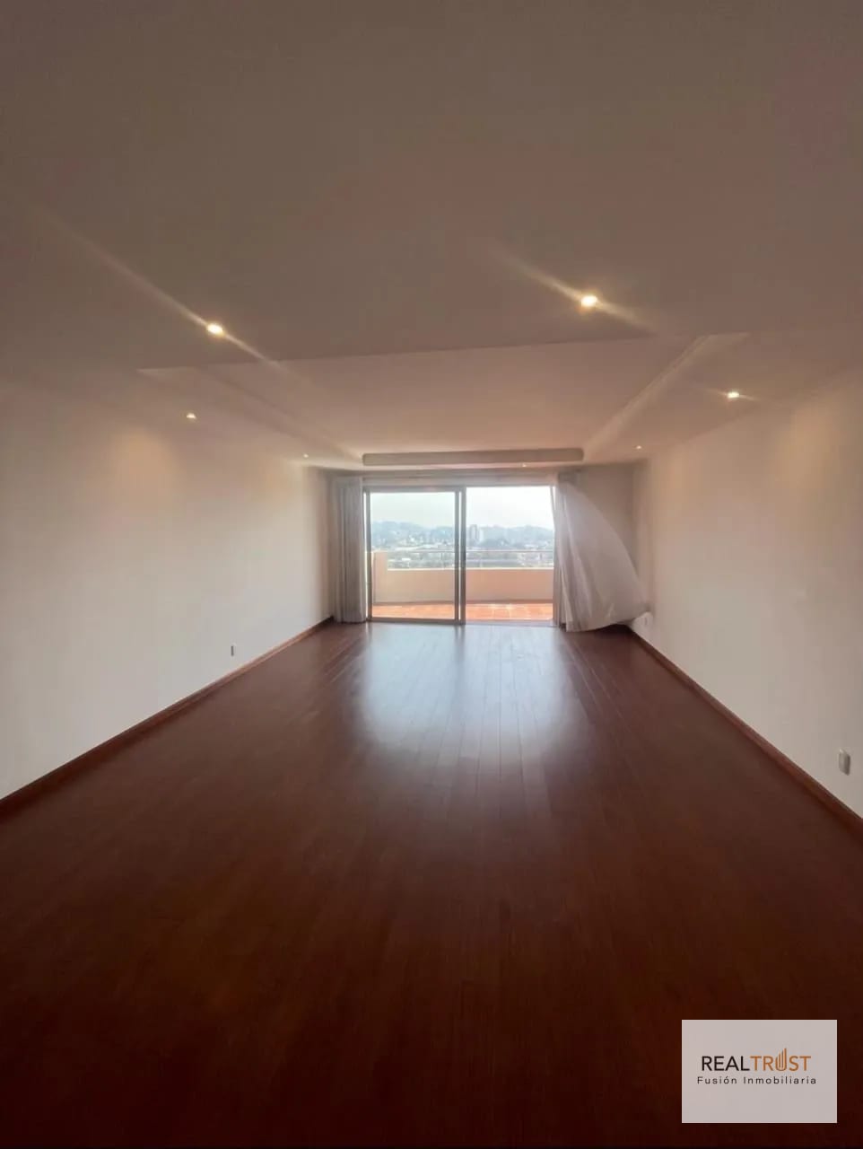 Apartamento en renta Botticelli zona 15 — Apartamento en Alquiler en Zona 15, Guatemala, Ciudad — foto 1 de 17