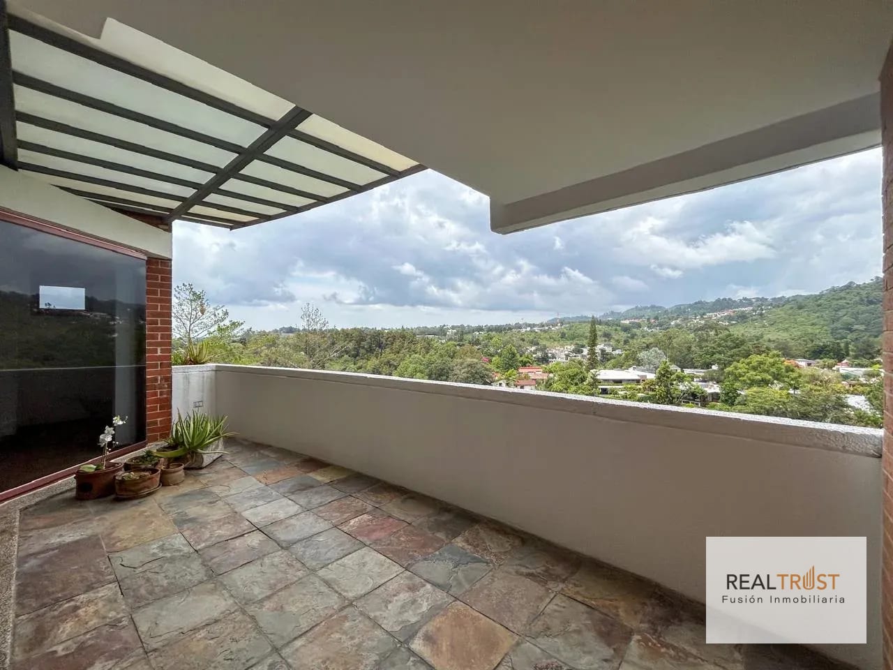 Lindo Penthouse en Venta Zona 15, Vista Hermosa 1 — Apartamento en Venta en Zona 15, Guatemala, Ciudad — foto 3 de 16