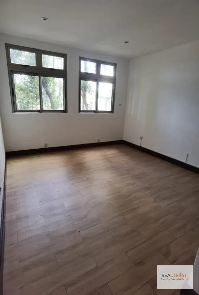 Precioso y amplio apartamento en Colonia Oakland. — Apartamento en Venta en Zona 10, Guatemala, Ciudad — foto 4 de 17