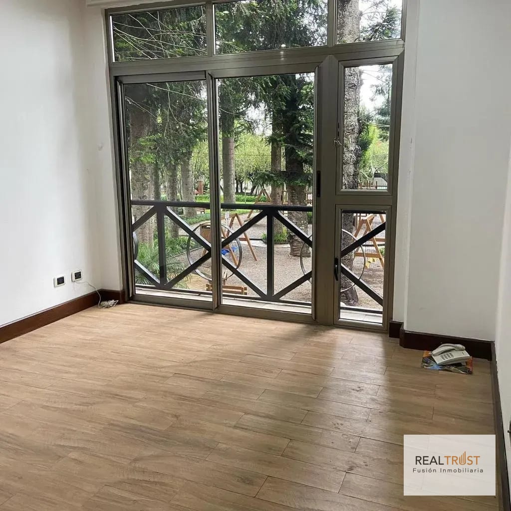Precioso y amplio apartamento en Colonia Oakland. — Apartamento en Venta en Zona 10, Guatemala, Ciudad — foto 2 de 17