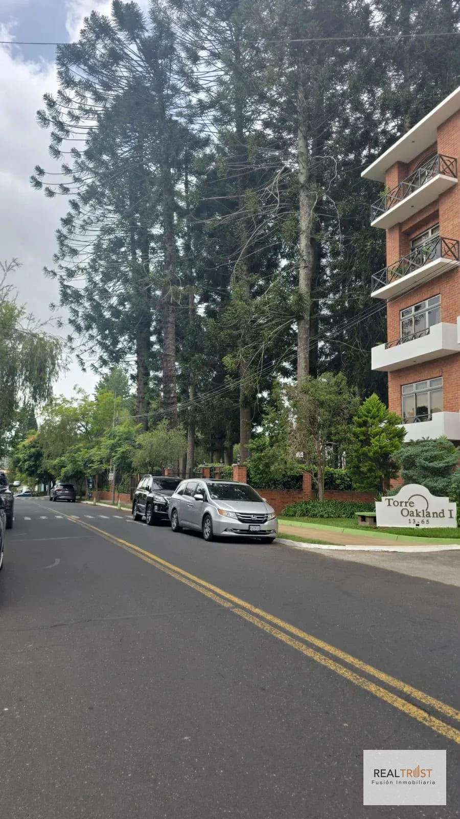 Precioso y amplio apartamento en Colonia Oakland. — Apartamento en Venta en Zona 10, Guatemala, Ciudad — foto 17 de 17