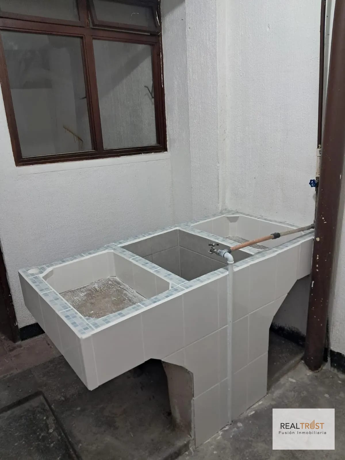 Amplio apartamento tipo casa en renta | Zona 1 | Primer nivel — Apartamento en Alquiler en Zona 1, Guatemala, Ciudad — foto 13 de 15