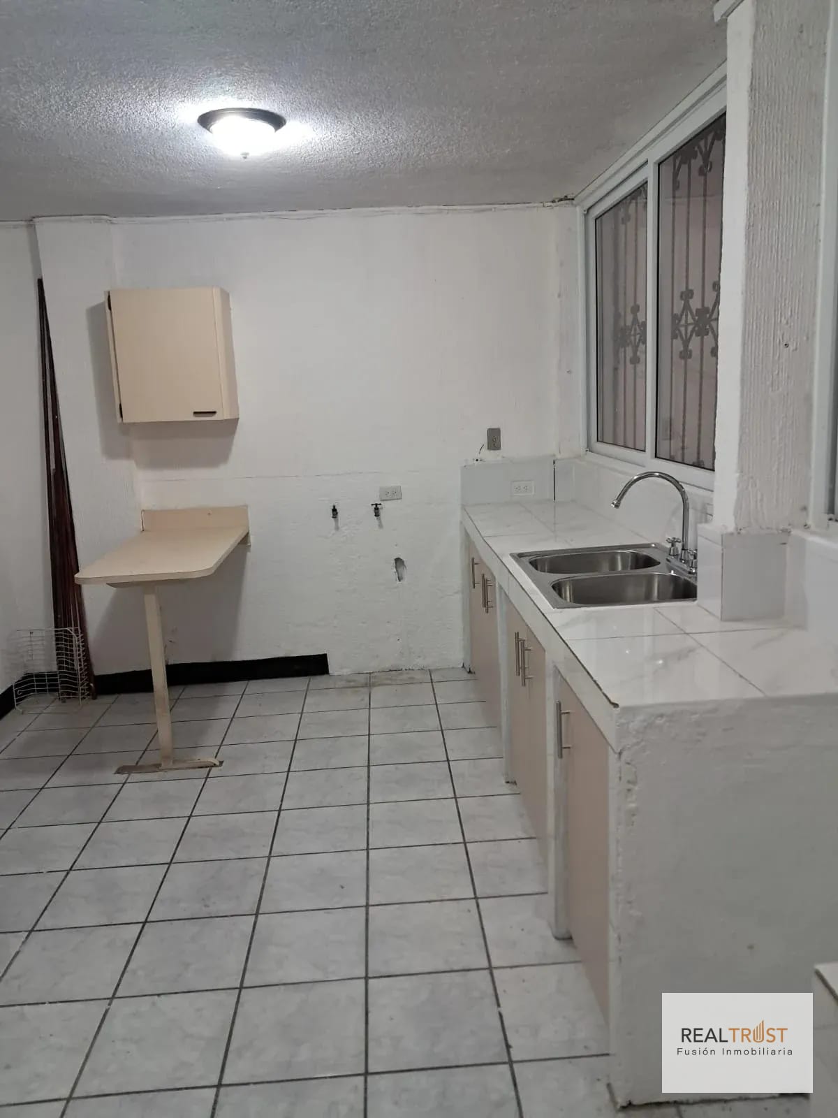 Amplio apartamento tipo casa en renta | Zona 1 | Primer nivel — Apartamento en Alquiler en Zona 1, Guatemala, Ciudad — foto 15 de 15