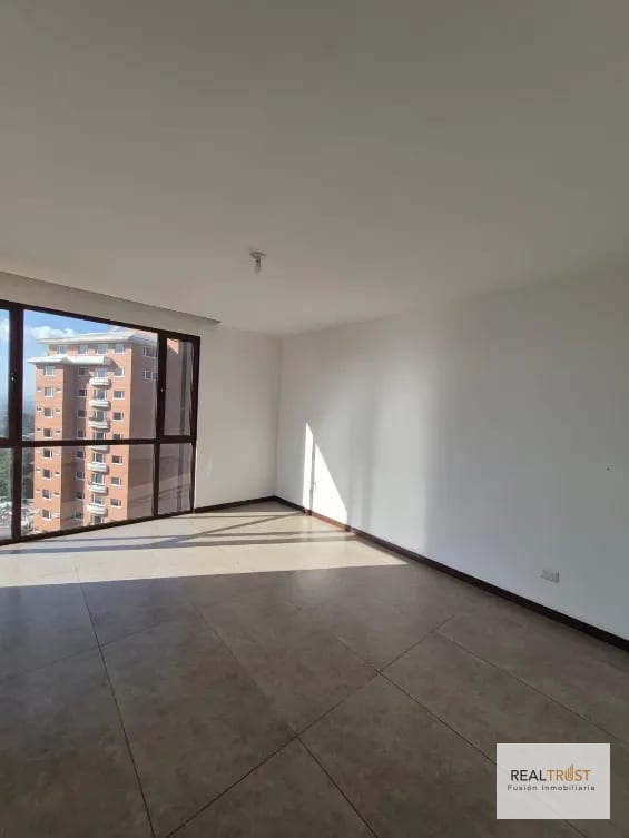 Rento Apartamento San Lázaro Zona 15 — Apartamento en Alquiler en Zona 15, Guatemala, Ciudad — foto 4 de 10