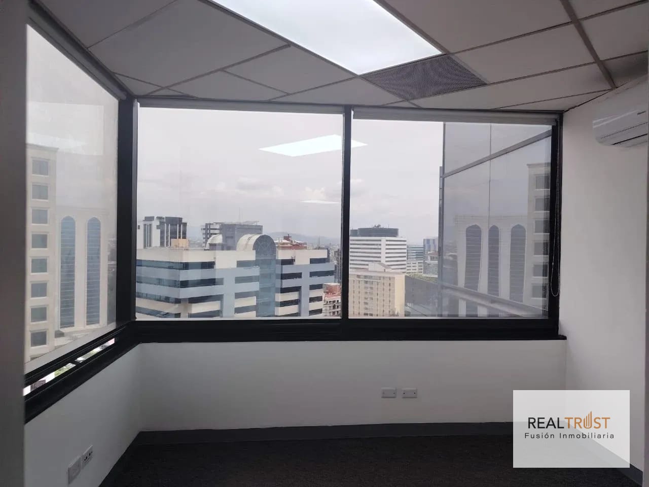 Oficina en renta Murano zona 10 — Oficina en Alquiler en Zona 10, Guatemala, Ciudad — foto 15 de 17