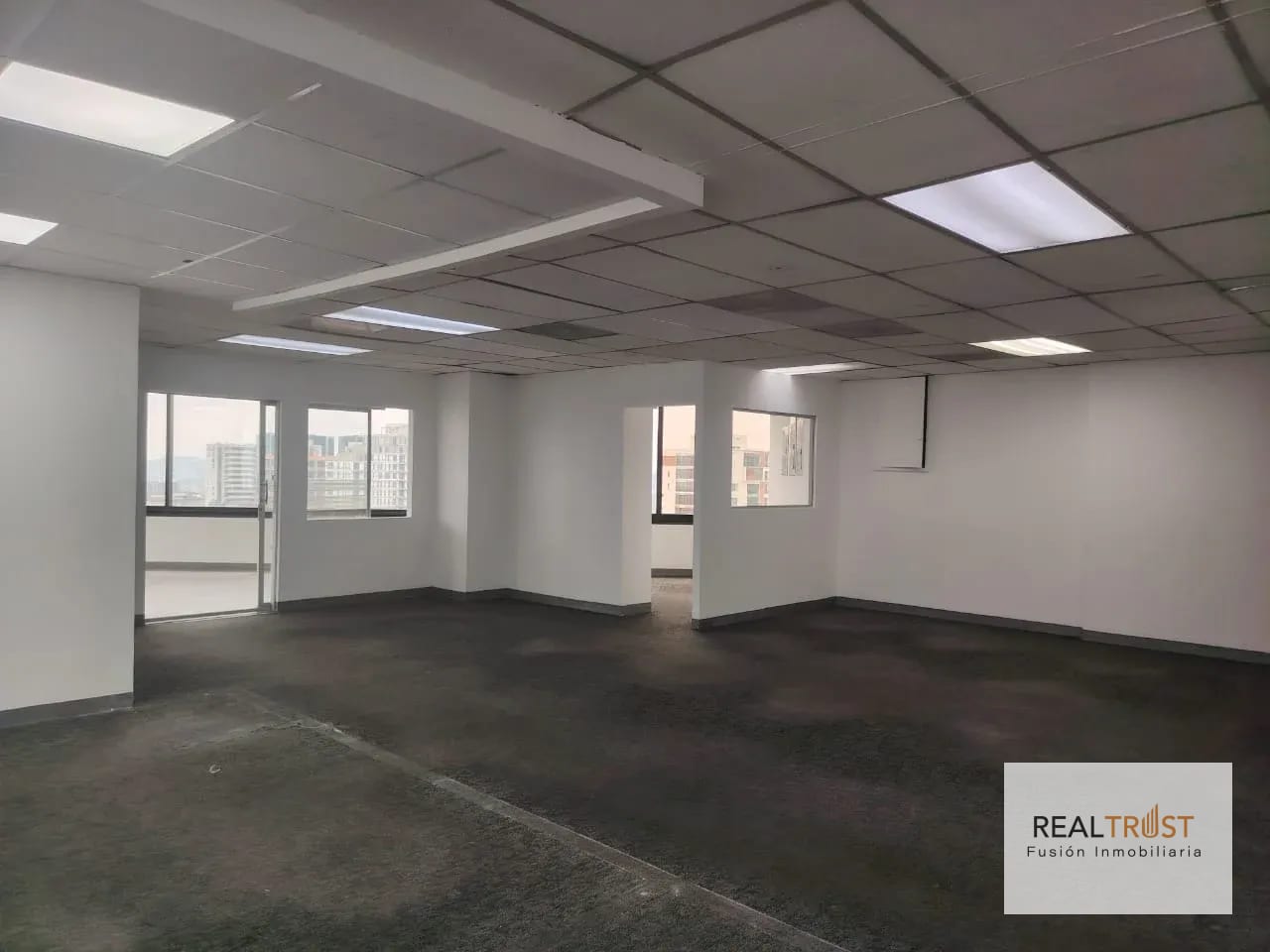 Oficina en renta Murano zona 10 — Oficina en Alquiler en Zona 10, Guatemala, Ciudad — foto 16 de 17