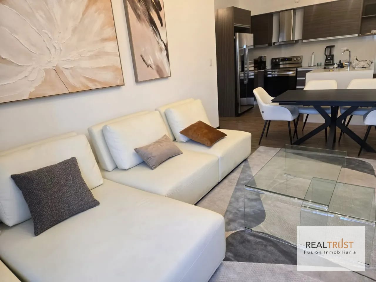 Apartamento en renta en Casalini Zona 10 — Apartamento en Alquiler en Zona 10, Guatemala, Ciudad — foto 3 de 8