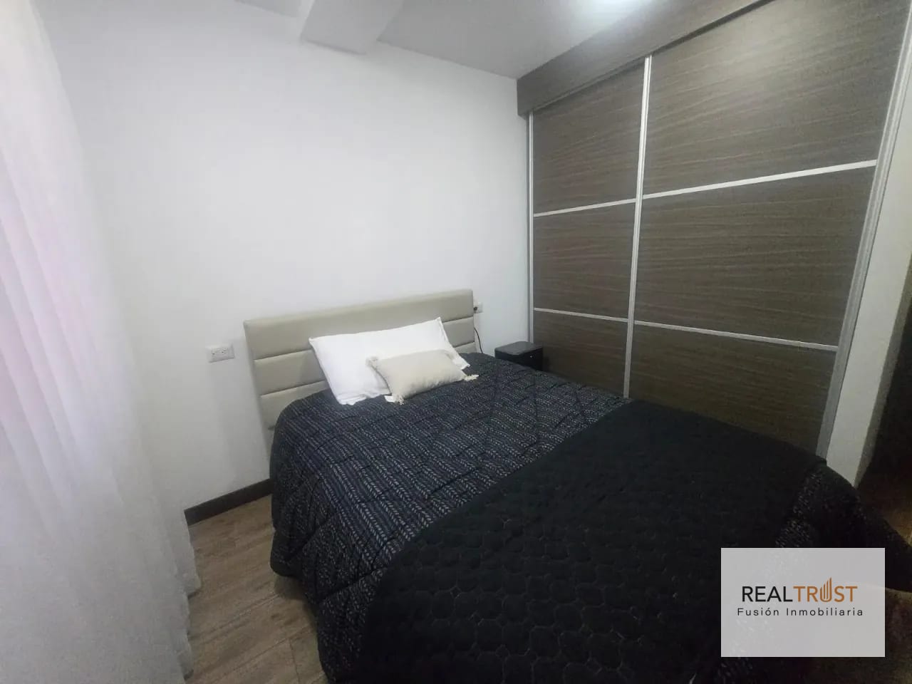 Apartamento en renta en Casalini Zona 10 — Apartamento en Alquiler en Zona 10, Guatemala, Ciudad — foto 6 de 8