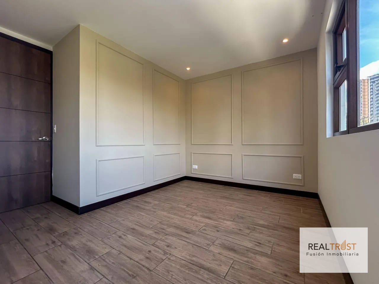 En Renta apartamento Oakland Zona 10 — Apartamento en Alquiler en Zona 10, Guatemala, Ciudad — foto 4 de 16