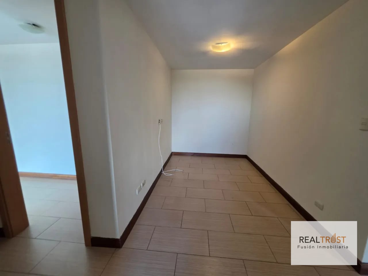 Apartamento en Renta Zona 14 la Villa — Apartamento en Alquiler en Zona 14, Guatemala, Ciudad — foto 2 de 17