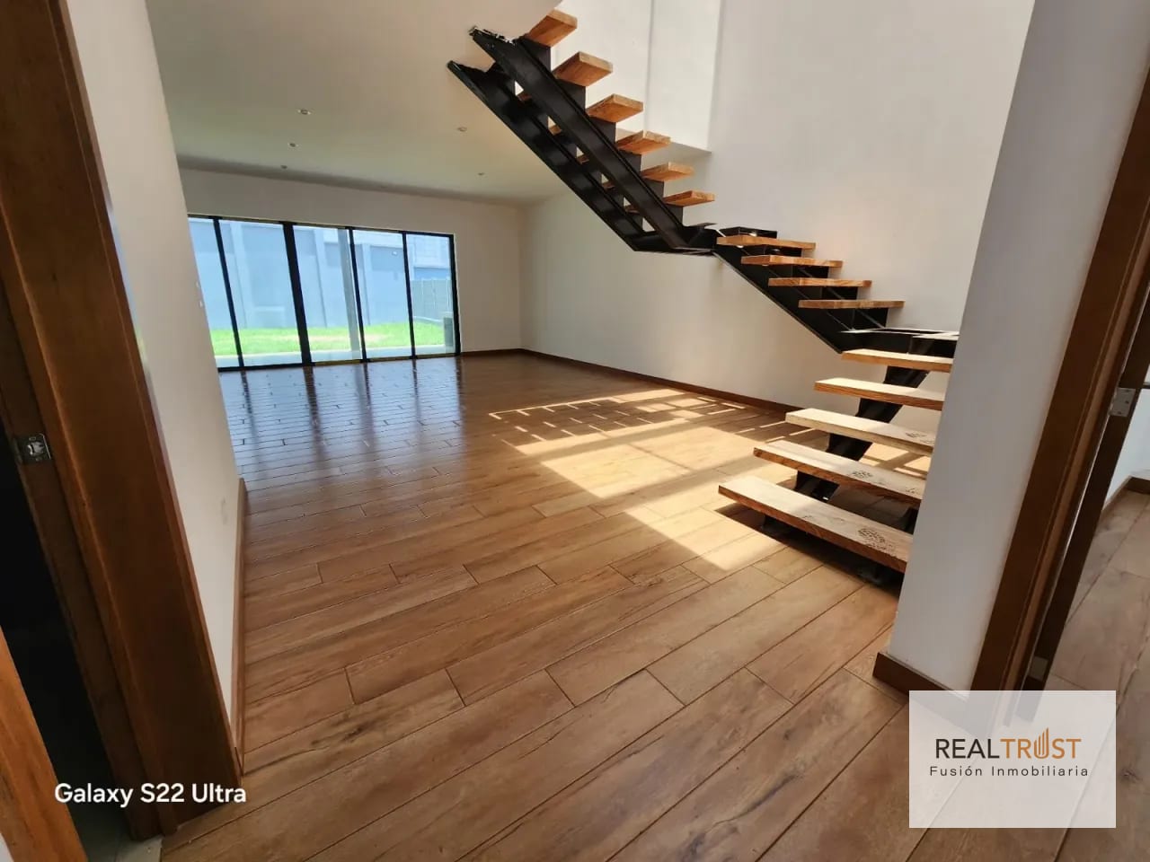 Casa en Santa Rosalia en venta — Casa en Venta en Carretera a El Salvador, Guatemala, Ciudad — foto 3 de 12
